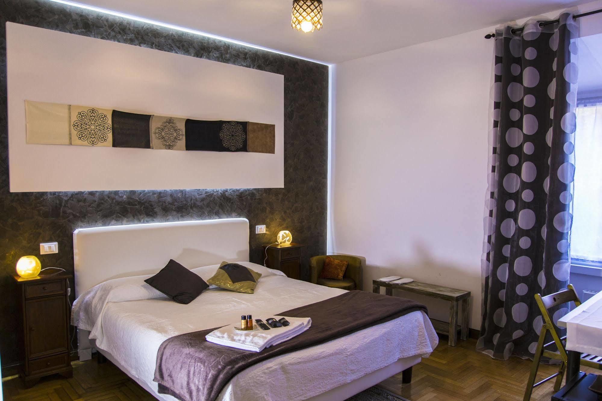 Caroline Rooms روما المظهر الخارجي الصورة