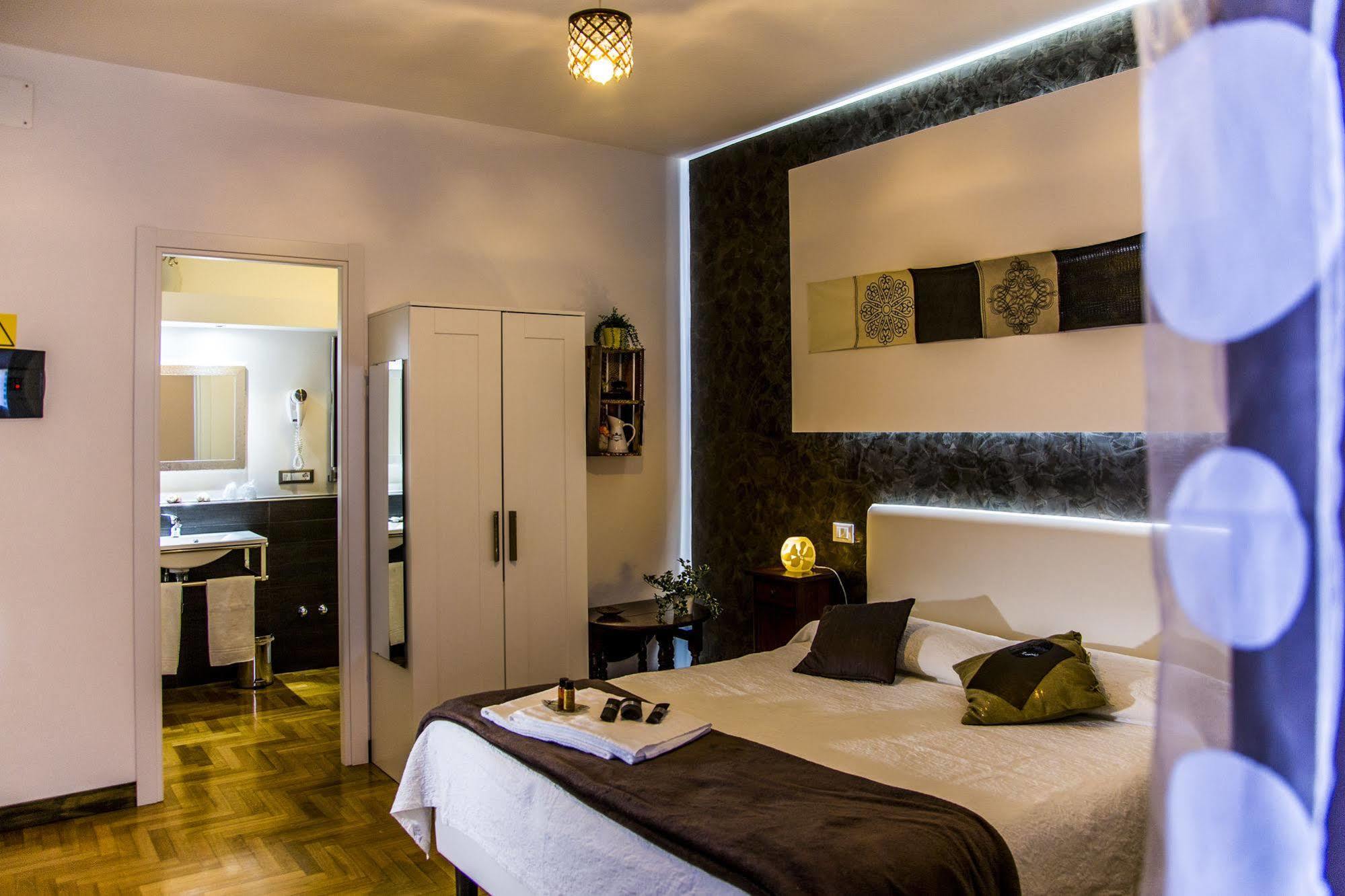 Caroline Rooms روما المظهر الخارجي الصورة